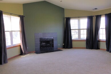 1643 Glengarry Ct, Algonquin, IL 60102 - photo 6