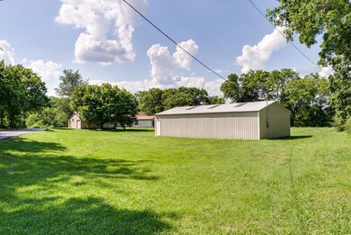 2304 Anes Station Rd, Lewisburg, TN 37091 - photo 7