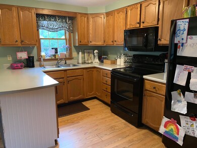 10 Miranda Cir, Saco, ME 04072 - photo 6