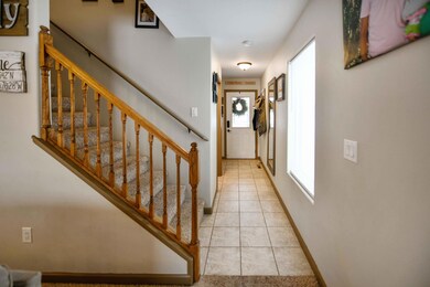 5819 Vanessa Ave, Williston, ND 58801 - photo 7