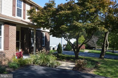 5595 Hunting Horn Dr, Ellicott City, MD 21043 - photo 4