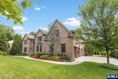 358 Ruckman Rd, Closter, NJ 07624 - photo 2