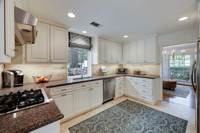 10002 Candlewood Dr, Houston, TX 77042 - photo 6