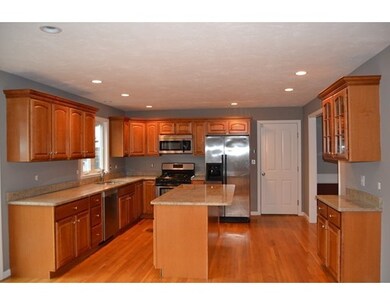 10 Lakeside Ave, Hudson, MA 01749 - photo 5