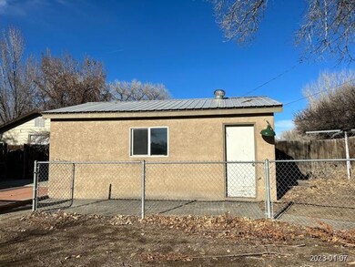 1124 N Kathy Lynn St, Bloomfield, NM 87413 - photo 3