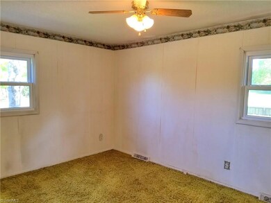 1590 Cliffwood Dr, Asheboro, NC 27205 - photo 6