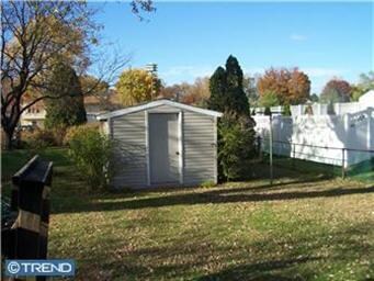 77 Fenton Dr, Penns Grove, NJ 08069 - photo 6