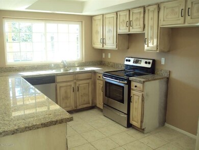 KITCHEN - INSIDE