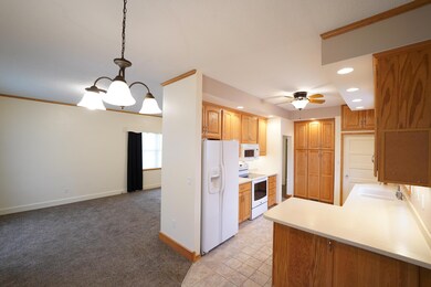 315 6th Ave NE, Jamestown, ND 58401 - photo 5