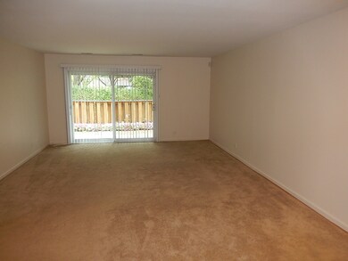 4512 Kings Walk Dr unit 1B, Rolling Meadows, IL 60008 - photo 5