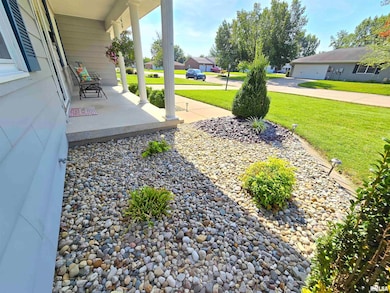 1782 Frazier Ave, Centralia, IL 62801 - photo 6