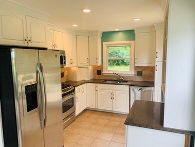 1211 Wapping Rd, Middletown, RI 02842 - photo 3