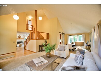 14293 Amberwood Cir, Lake Oswego, OR 97035 - photo 4