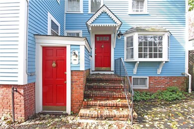 7 Cozzens Ct unit 1, Newport, RI 02840 - photo 3