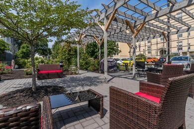 172 Falmouth St unit 105, Portland, ME 04102 - photo 5