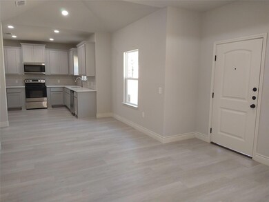 1000 Wooded Hollow Ct unit 105, Weatherford, TX 76088 - photo 3