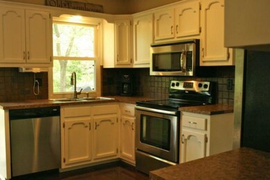 10220 Noland Rd, Lenexa, KS 66215 - photo 3