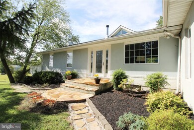 5678 Waterloo Rd, Columbia, MD 21045 - photo 2