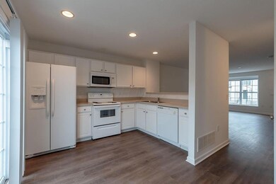 6565 Nottinghill Trail Dr, Canal Winchester, OH 43110 - photo 6