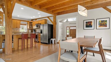 dining room/kitchen