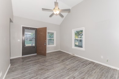 608 Harris St, Normal, IL 61761 - photo 4