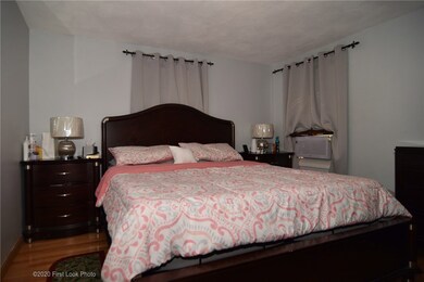 16 Consolation Ave, Pawtucket, RI 02861 - photo 6