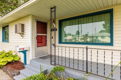 1710 E Crown Ave, Spokane, WA 99207 - photo 3