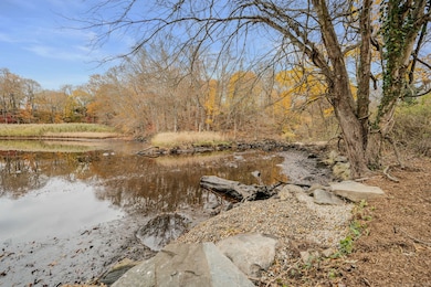 6 Arrowhead Dr, Ledyard, CT 06339 - photo 5