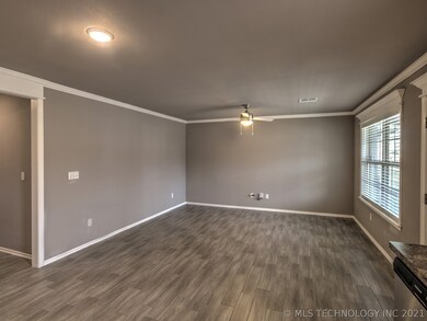 421 N Cherokee Ave, Claremore, OK 74017 - photo 5