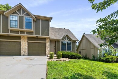 14927 Riggs St, Overland Park, KS 66223 - photo 2