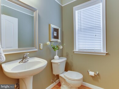 8741 Warm Waves Way, Columbia, MD 21045 - photo 7