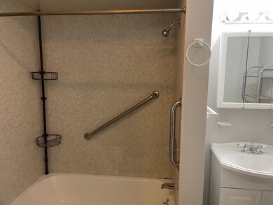 611 E 7th St unit 1, Boston, MA 02127 - photo 3