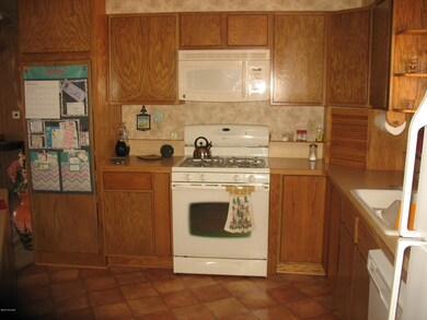 5364 Lazy S Kitchen