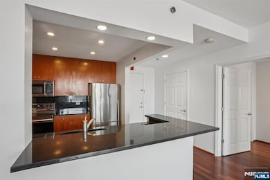 3110 City Place, Edgewater, NJ 07020 - photo 5