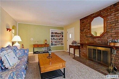 this is looking back at the front door from the di
