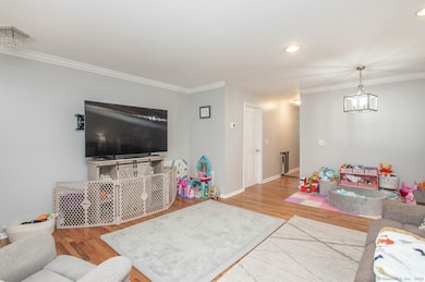 39 Coram Rd unit 2, Shelton, CT 06484 - photo 3