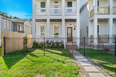 2727 Rutland St, Houston, TX 77008 - photo 4