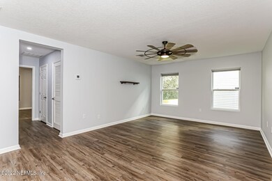 12182 Alexandra Dr, Jacksonville, FL 32218 - photo 3