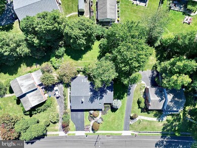 102 Cove Rd, Broomall, PA 19008 - photo 2