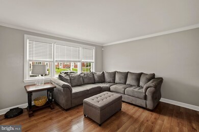 953 Circle Dr, Halethorpe, MD 21227 - photo 6