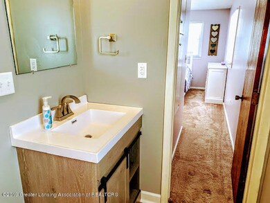 1914 Maple St, Holt, MI 48842 - photo 6