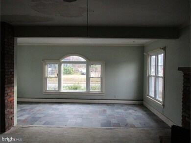 145 W Center St, Clayton, NJ 08312 - photo 3