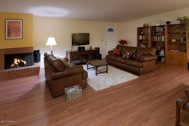 SPACIOUS GREAT ROOM