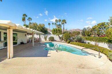 Pool & Spa