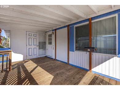 2150 Laura St unit 57, Springfield, OR 97477 - photo 2