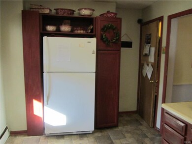 906 Chestnut St, Emmaus, PA 18049 - photo 6