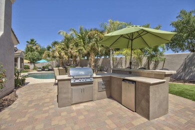 Built in gas BBQ & island