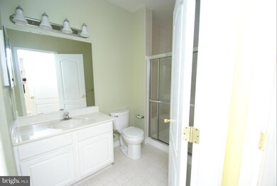 8014 Pennington Dr, Laurel, MD 20724 - photo 3