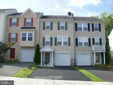 402 Hupps Hill Ct, Strasburg, VA 22657 - photo 2