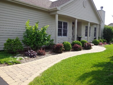 885 Villa Dr unit 3, Crystal Lake, IL 60014 - photo 2